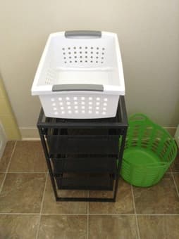 Bathroom/kitchen aluminim rack 15$ 2