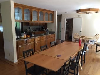 Ensuite Room available in BEAUTIFUL Atherton house 3