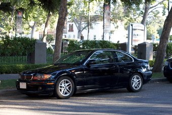 2004 BMW 325Ci Coupe: Black, 2 doors, low miles Premium packages $7200 1