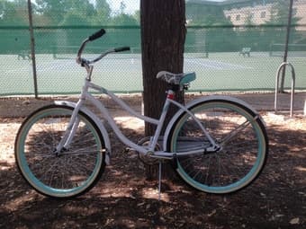 Huffy Cranbrook women's 26" cruiser bike $40 1