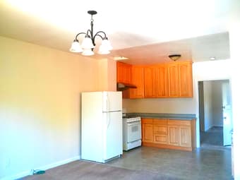 Excellent One bedroom One bathroom in new downtown Burlingame 2