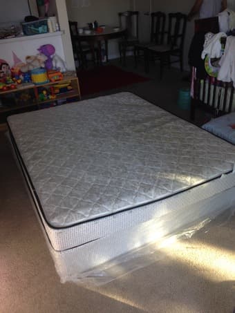 Queen size bed (mattress and box) 2