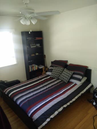 Sublet available for August 12-31 just off Stanford's campus! 1