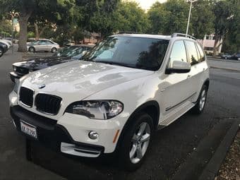 2009 BMW, X5, 3.0 drive, 80,000 mileage, Clean title  - -$18100 (OBO) 1