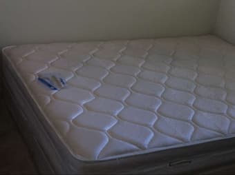 King Koil Queen Mattress,box spring 2