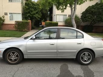 Hyundai Elantra 2005 - $3300 (palo alto) 2