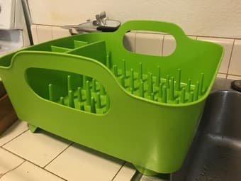 Umbra dish rack 15$ 1