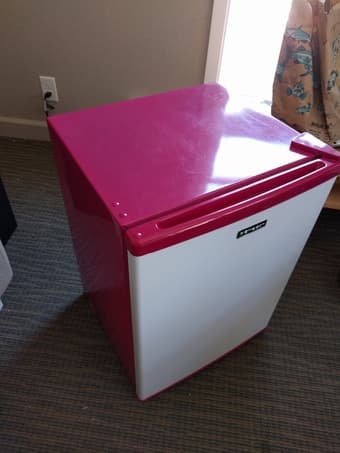 Mini fridge with freezer compartment $50 1