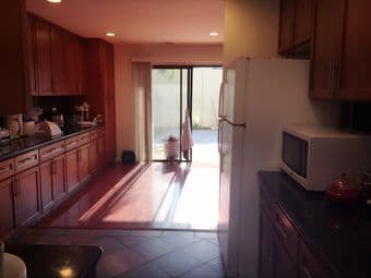 Santa clara big townhouse share.主卧$1750，次卧 $1450. Available September 1