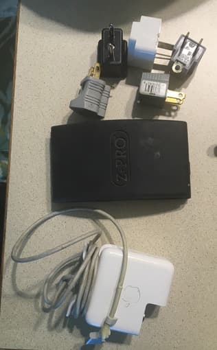 Moving sale - bike parts, tools, Apple MacBook adapter, etc. 3