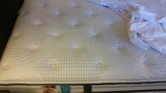 Like new - Bedroom set - $1250 - Must go by Monday! 2