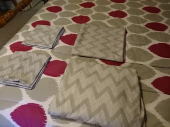 favorite this post  Sheet set (queen size)+pillows, 8 pieces, very goo 3