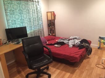 Furnished Room in Beautiful Townhouse in Mnt View 1