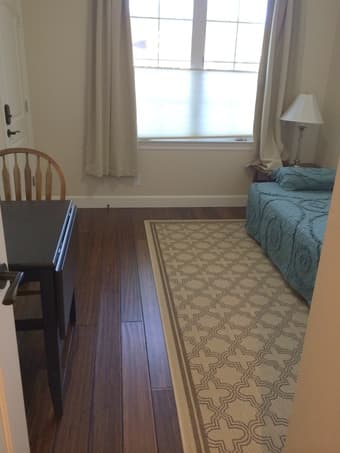 Furnished room separate entry near Stanford 1
