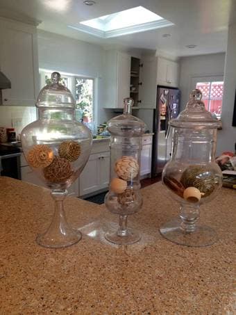 Selling room decor/wedding items! 2