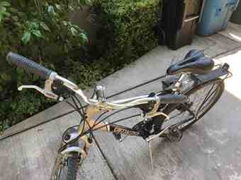 Specialized hybrid bike great condition with basket and lock 2