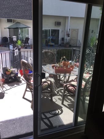 sunny room in Santa Clara available NOW (utlities included, furnished) 2