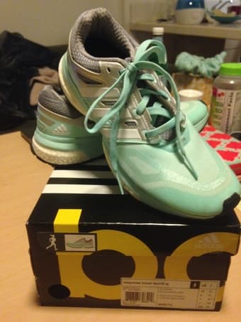 Women size 7 Mint Adidas Running Shoes $35 1