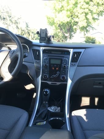 2011 Sonata silver clean title w/ carfax, ~200HP $10300 3