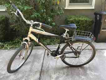 Specialized hybrid bike (women/men) with basket and lock 1