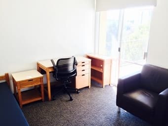 EV 2 bedroom efficiency one bath ($200/week) for 2 weeks 2
