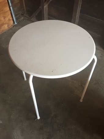metal table and two chairs, chairs have cushions, $40 1