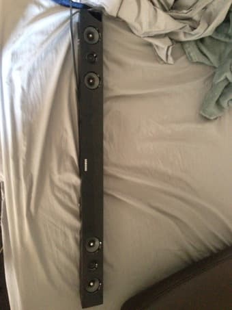 Selling 42" Samsung Soundbar with a BT 9" Subwoofer $150 1