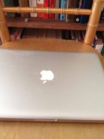 13-inch Macbook Pro (Mid 2010) $400 OBO with original box, accessories 3