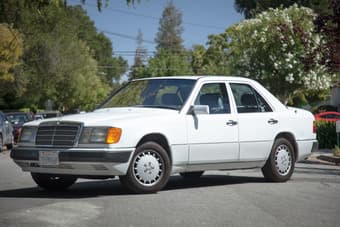 1990 Mercedes-Benz 300E - Clean Title - $2200 1