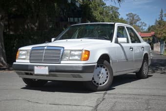 1990 Mercedes-Benz 300E - Clean Title - $2200 3