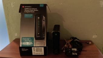 $40 Motorola Surfboard Wireless cable modem and router 1