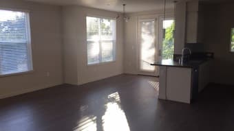 1br availabe in 2br/2ba luxury apt starting 10/1 - $2100 per person 1