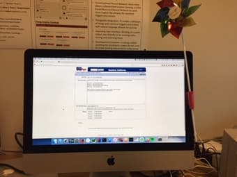 iMac 21.5" 2 yrs old $600 OBO 1