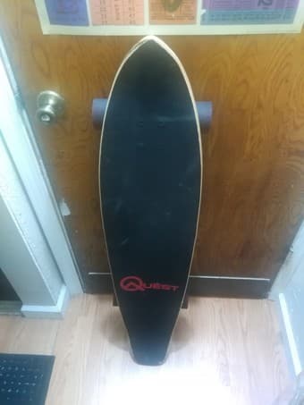 Quest Longboard 75$ 1