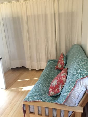 cottage for RENT- 1 bd in College Terrace 3