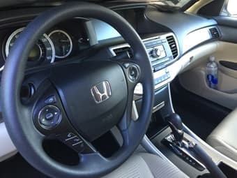 2015 Honda Accord LX Sedan 4D $18,500 3