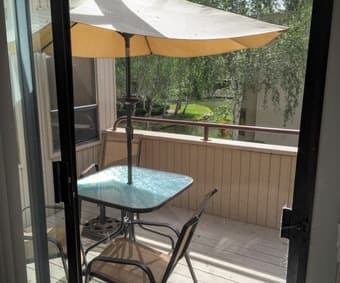 Huge Master Bedroom in Downtown Mountain View 3