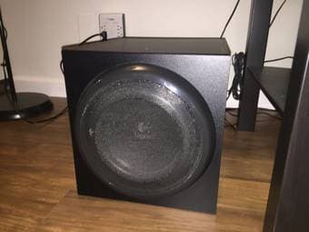 Logitech Z906 Surround Sound Speaker System w/Bluetooth Audio Adapter 3