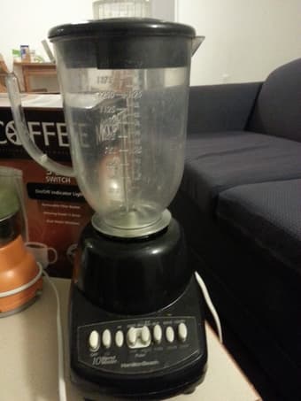 moving sale!  water filter/rice maker /coffer maker/pan /blender ... 1