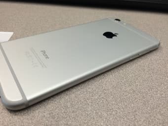 Mint Condition Silver iPhone 6 Plus 16gb - $400 3