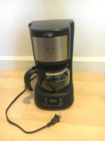 Coffee machine $15 1