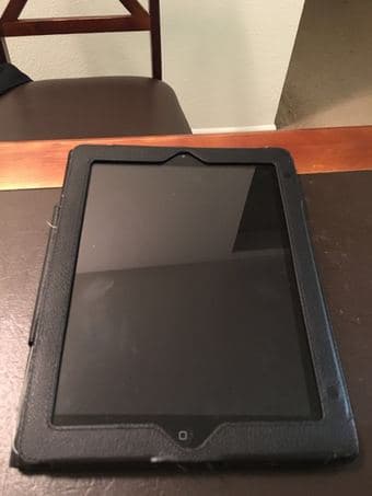 IPAD2， 32G, WIFI with leather case.  Great condition. Only 115$. 1