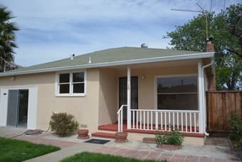 2B/1B house for rent in EPA 2