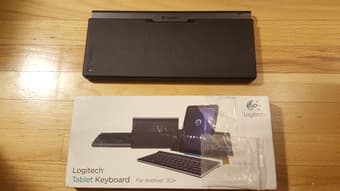 Sleek design -- Tablet / phone keyboard - $21 3