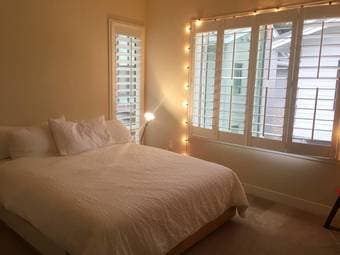Private room with shared bath in a great 4bd/3.5bth house 3