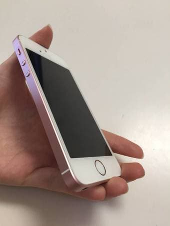 iPhone 5SE, UNLOCKED 16GB, Rose Gold, Like New 3