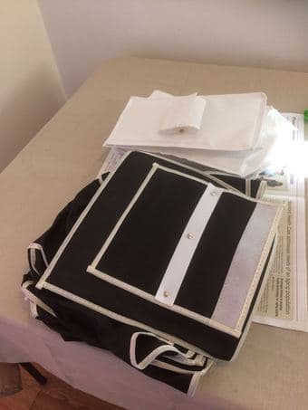 2 hanging organizer bags for 2 dollars 1