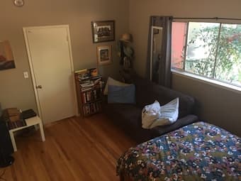 $1575 Master Bedroom for Rent in Palo Alto 1