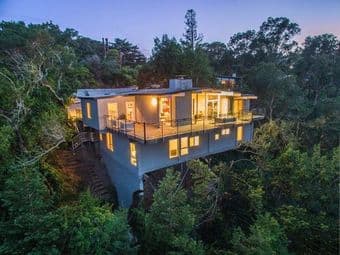 From $890, incredible house close to Bart Station! 1