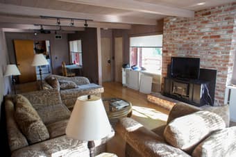 1 Room in COLLEGE TERRACE - 4bd house 3